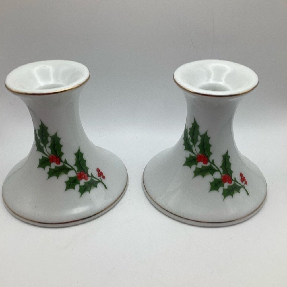 Bradlees Holly Yuletide Porcelain Christmas Candle Holders X 2 Japan Vintage